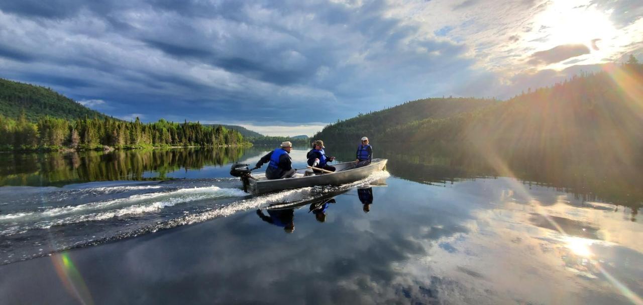 Auberge Boreale De Charlevoix Petit-Saguenay ภายนอก รูปภาพ